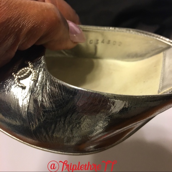 ❌❌SOLD❌❌SOLD.  Chanel Silver Mule Summer 201 - Picture 5 of 8
